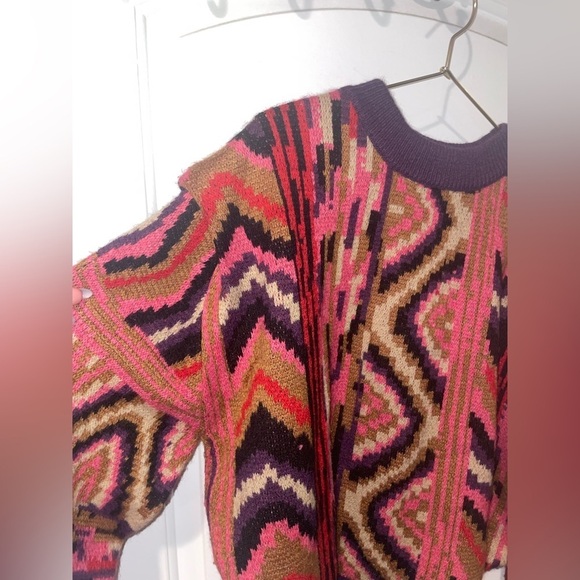 FARM Rio Multicolor Crew Neck Sweater - Picture 6 of 11